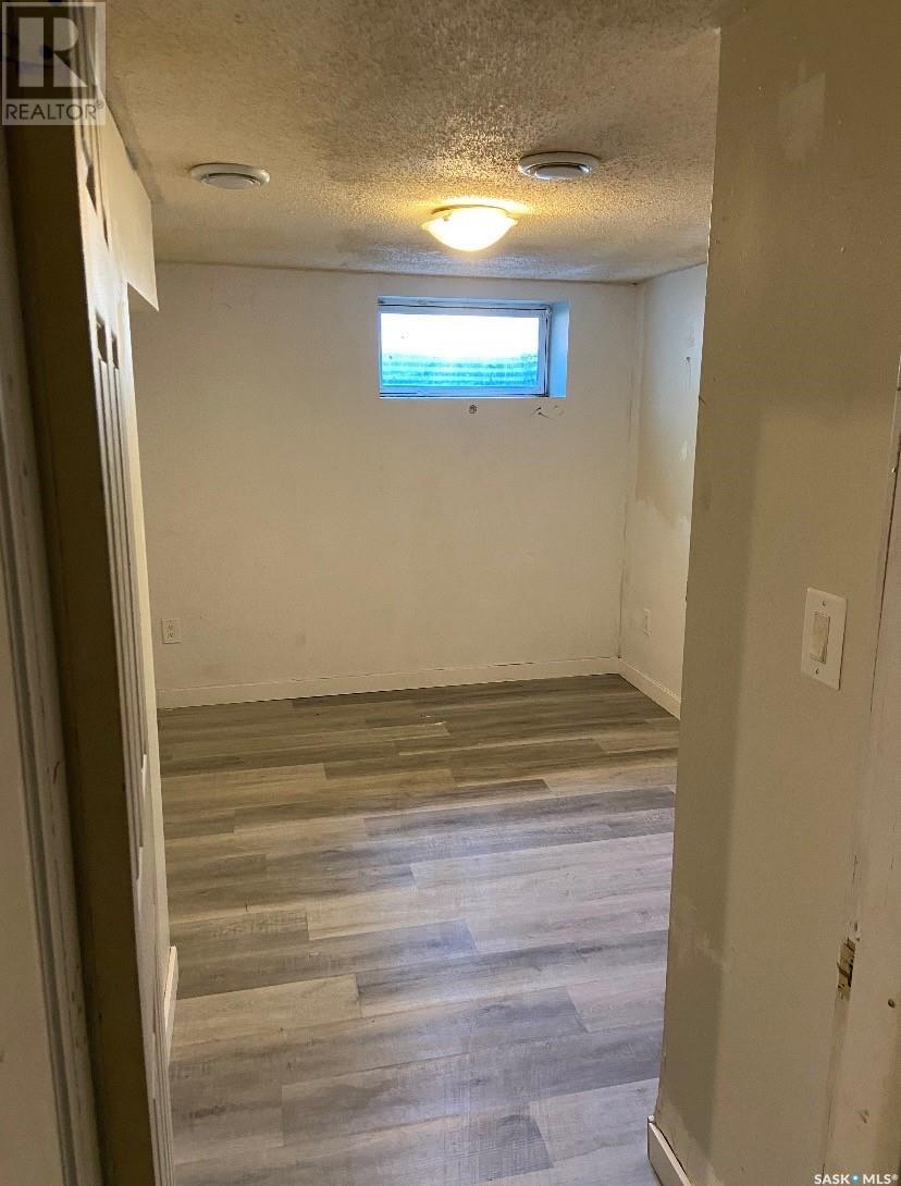 211 V Avenue S, Saskatoon, Saskatchewan  S7M 3E2 - Photo 7 - SK002795