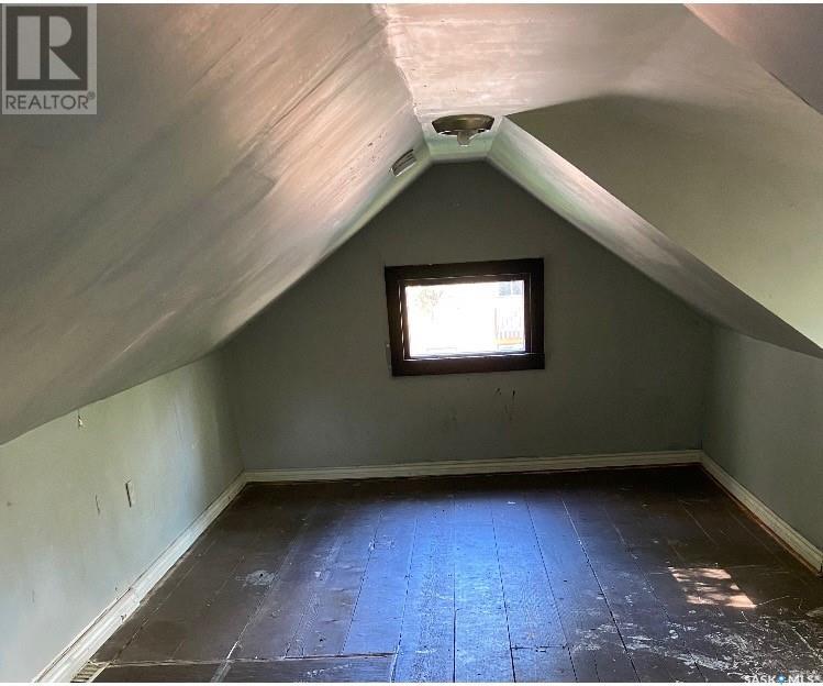 211 V Avenue S, Saskatoon, Saskatchewan  S7M 3E2 - Photo 8 - SK002795