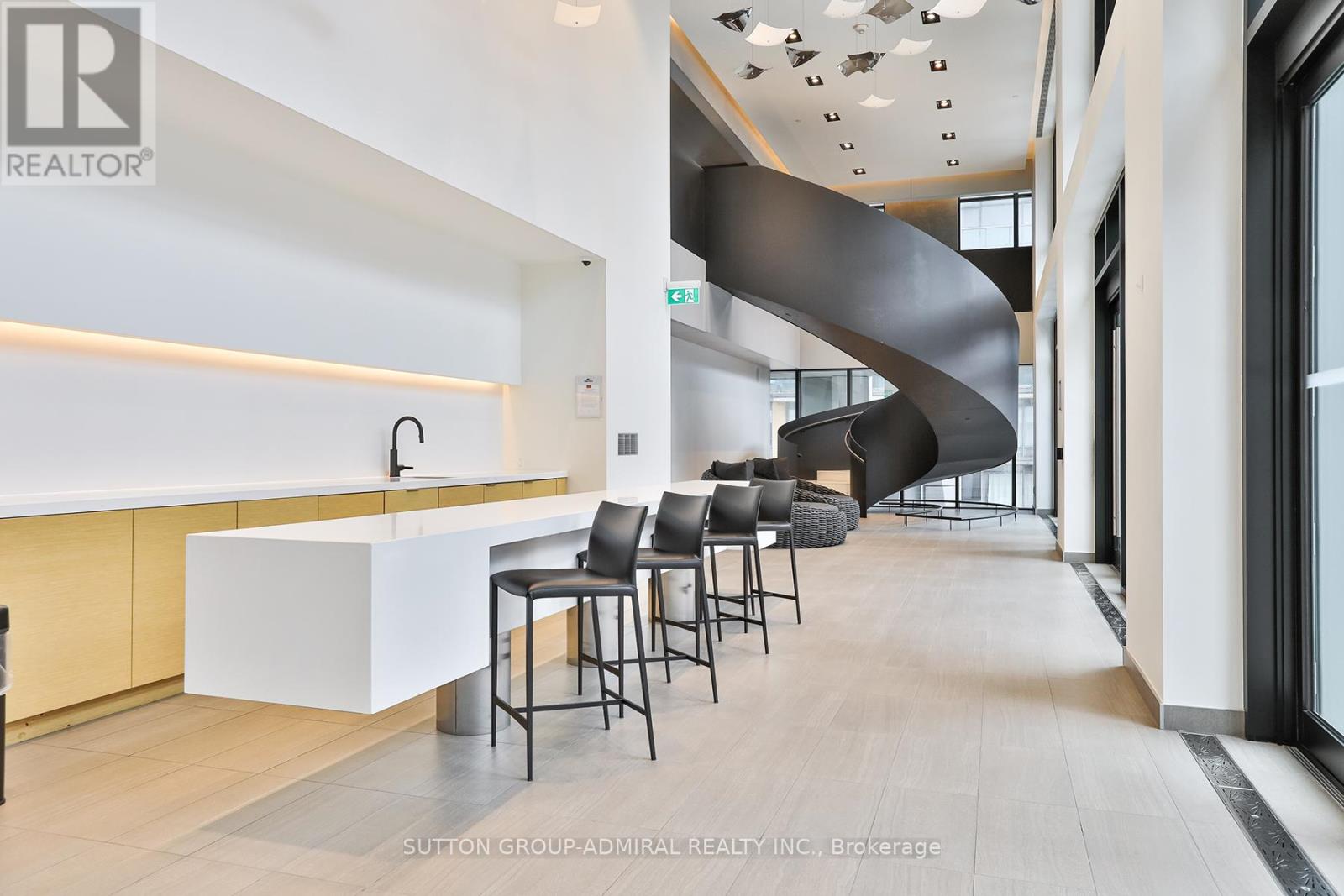 4902 - 1 Yorkville Avenue, Toronto, Ontario  M4W 0B1 - Photo 4 - C12083808