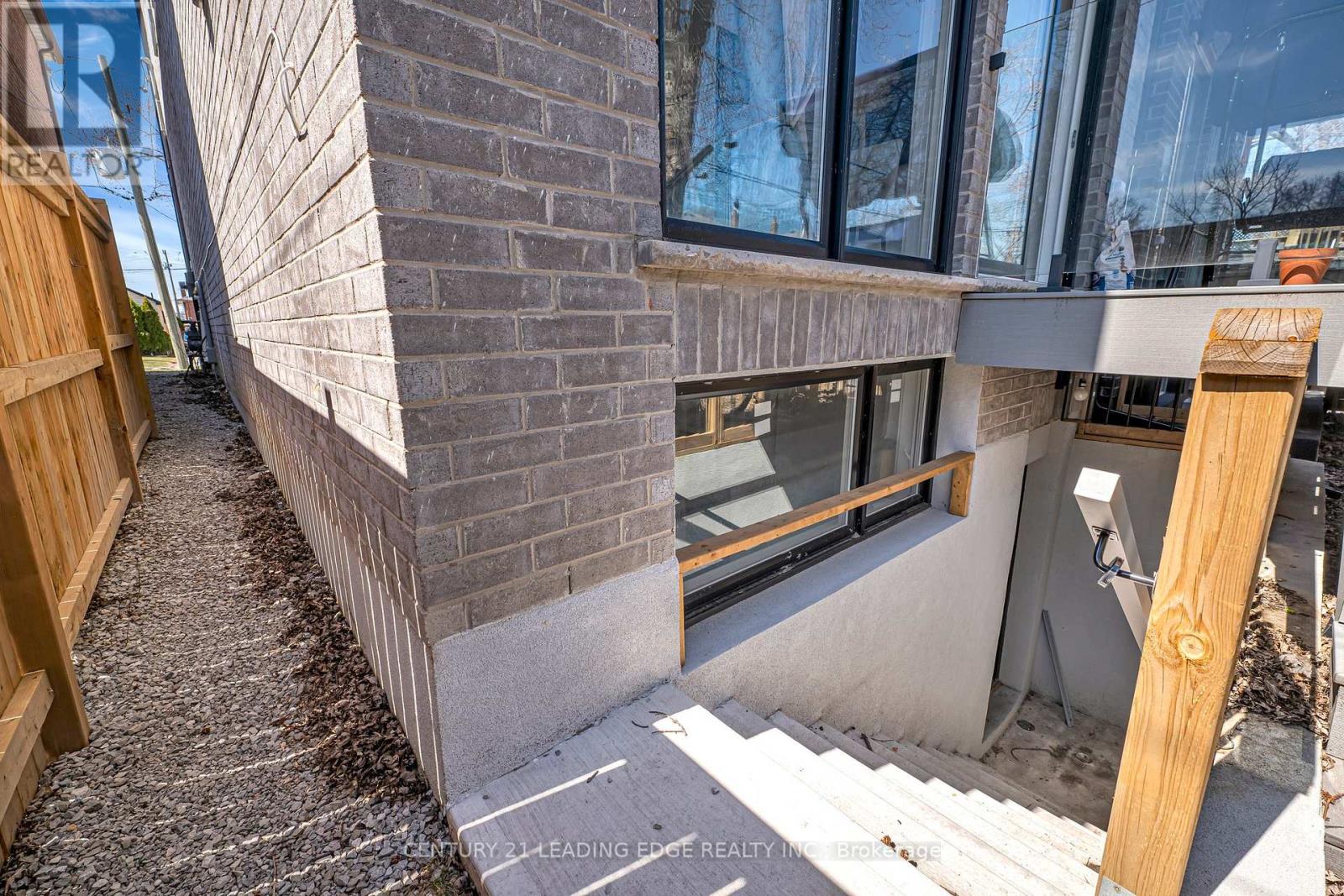 57a Jeavons Avenue, Toronto, Ontario  M1K 1T1 - Photo 20 - E12083837