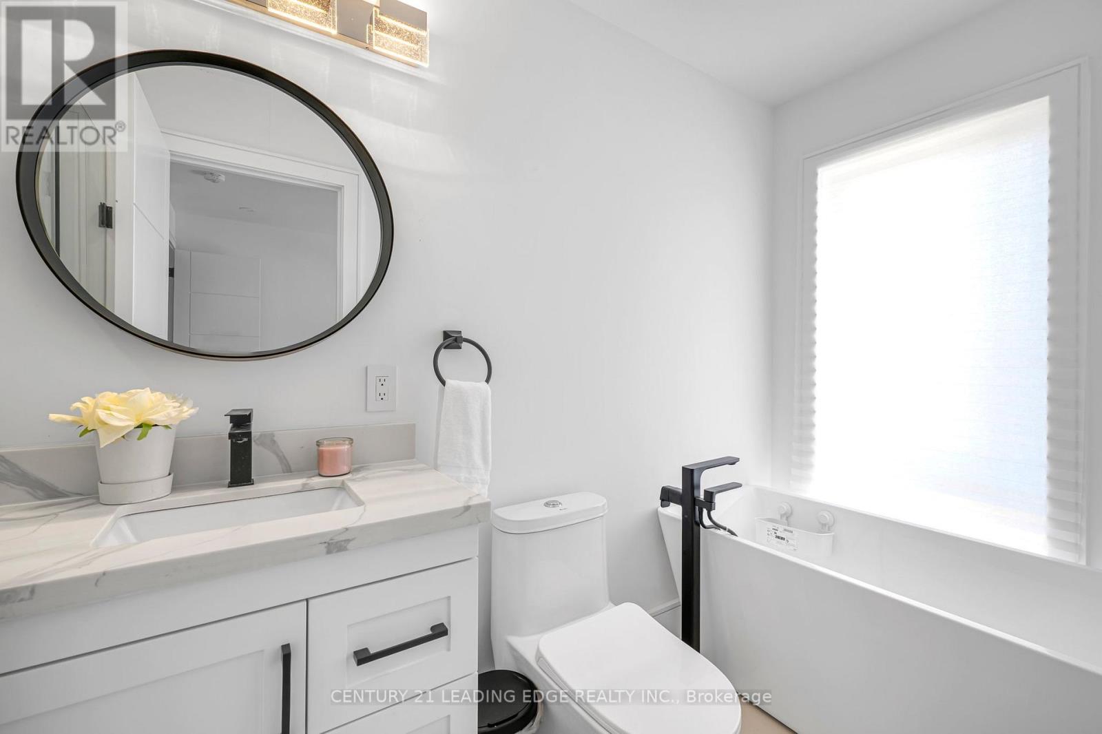 57a Jeavons Avenue, Toronto, Ontario  M1K 1T1 - Photo 35 - E12083837