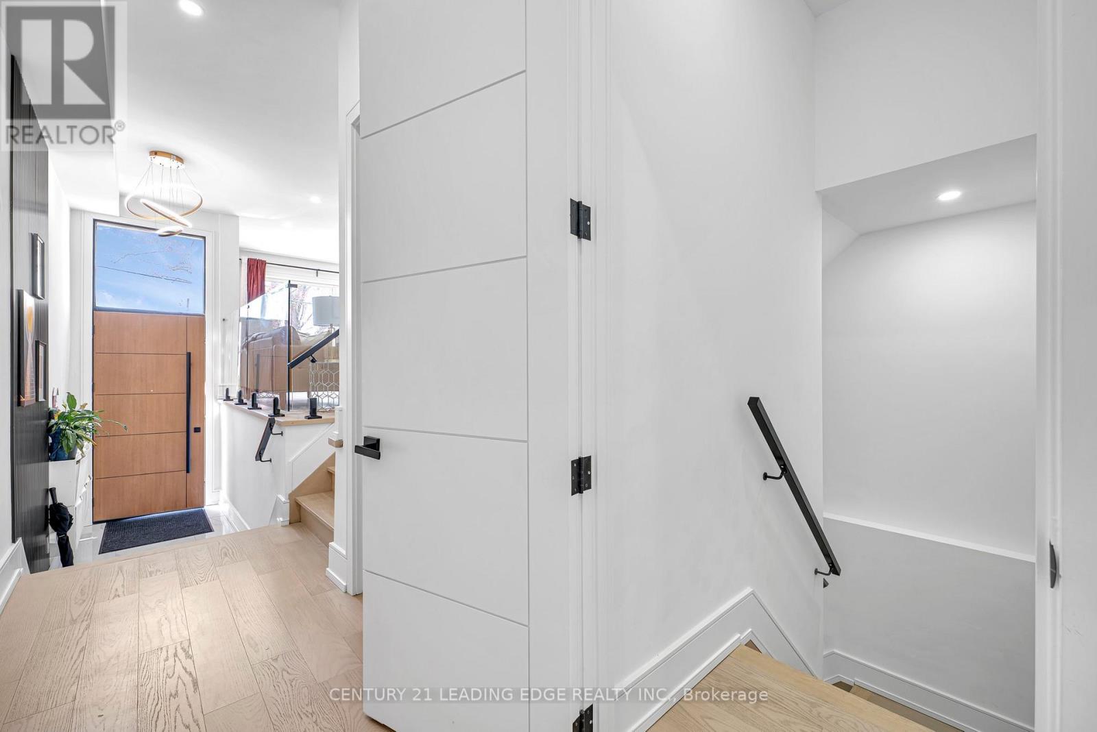 57a Jeavons Avenue, Toronto, Ontario  M1K 1T1 - Photo 37 - E12083837