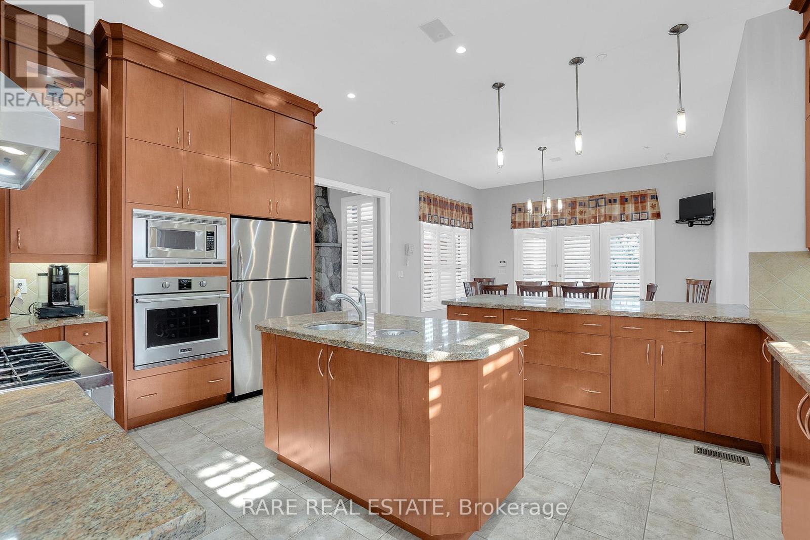 129 Duncan Road, Richmond Hill, Ontario  L4C 6J4 - Photo 10 - N12083828
