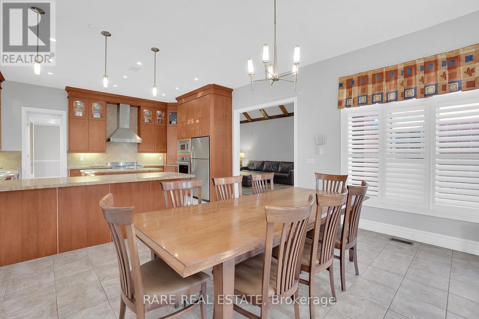 129 Duncan Road, Richmond Hill, Ontario  L4C 6J4 - Photo 12 - N12083828