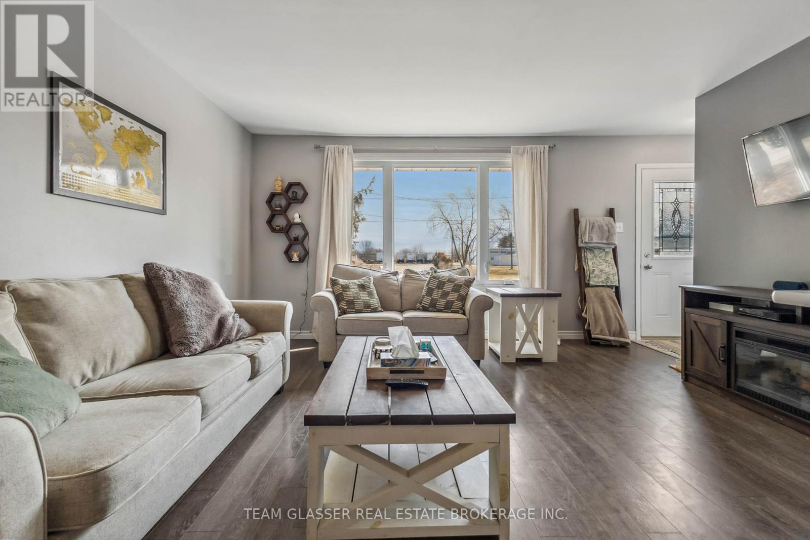 A - 246 Mckellar Street, Southwest Middlesex, Ontario  N0L 1M0 - Photo 11 - X12083921