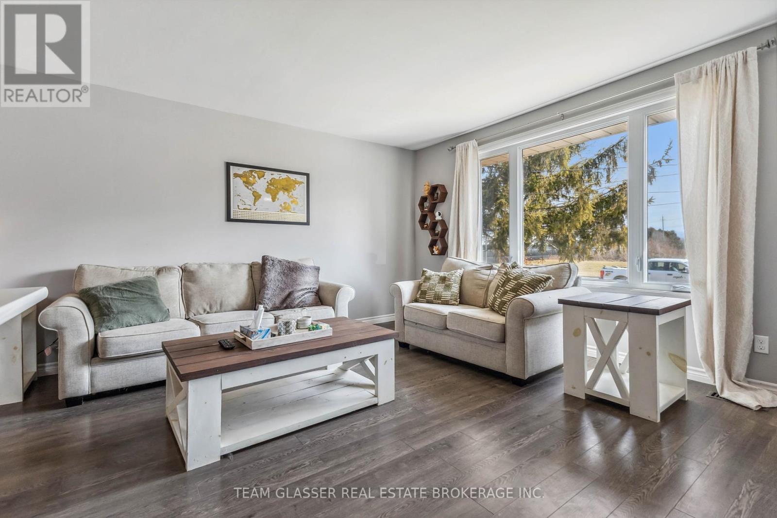 A - 246 Mckellar Street, Southwest Middlesex, Ontario  N0L 1M0 - Photo 12 - X12083921
