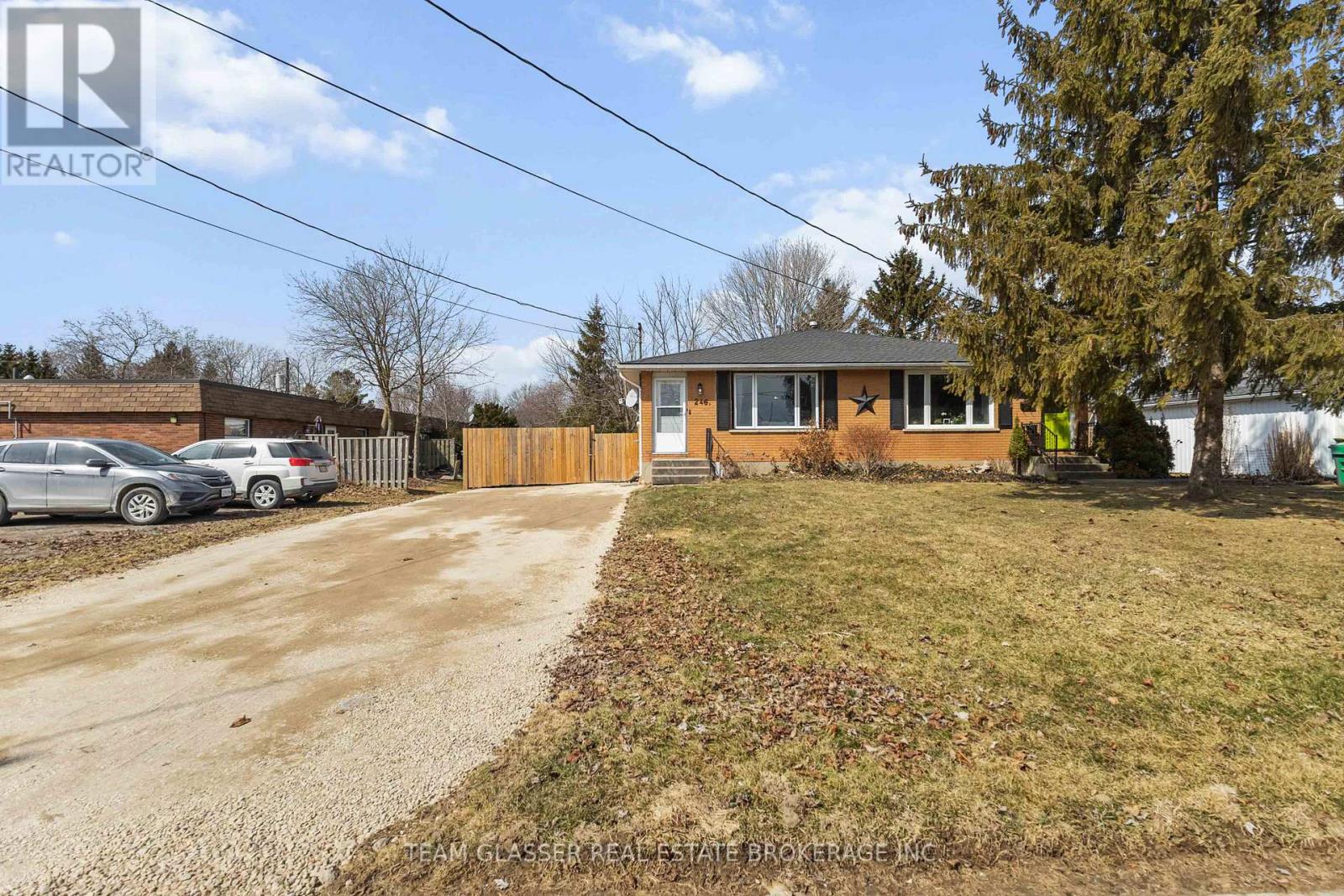 A - 246 Mckellar Street, Southwest Middlesex, Ontario  N0L 1M0 - Photo 2 - X12083921