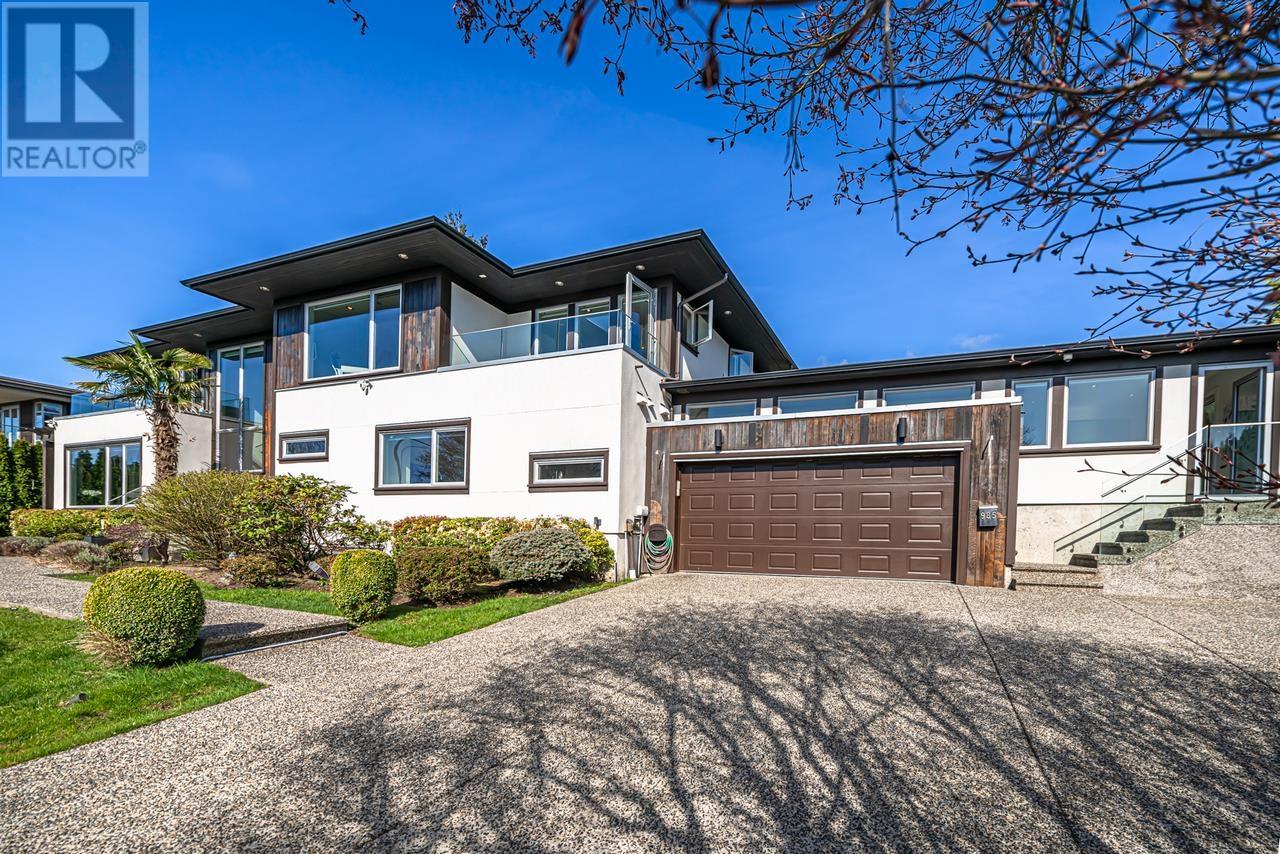 Property at 985 EYREMOUNT DRIVE image 2