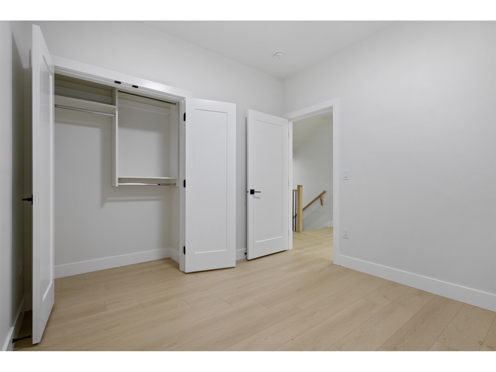 32506 Higginbottom Court, Mission, British Columbia  V2V 2T7 - Photo 4 - R2989802