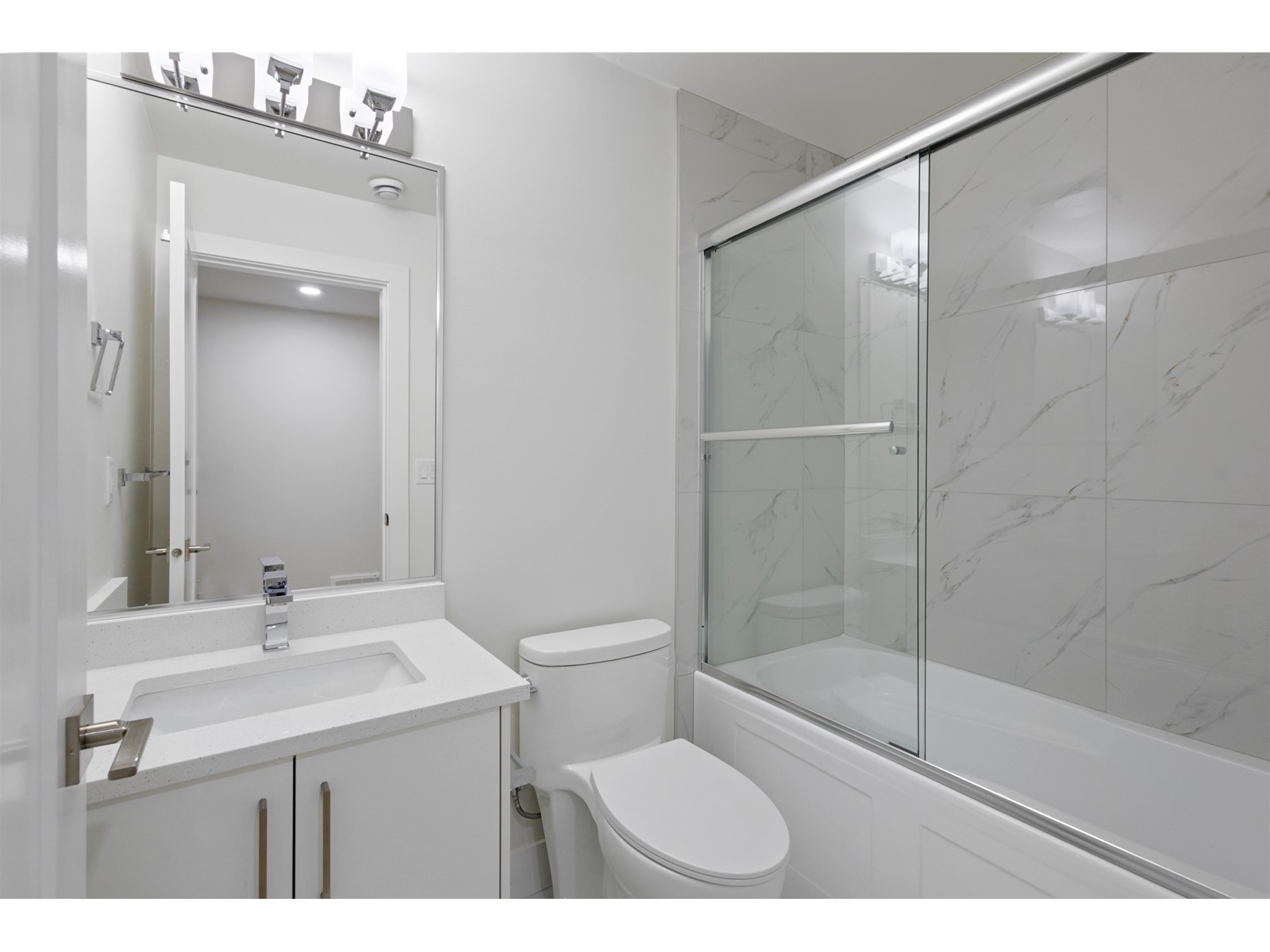 32506 Higginbottom Court, Mission, British Columbia  V2V 2T7 - Photo 33 - R2989802