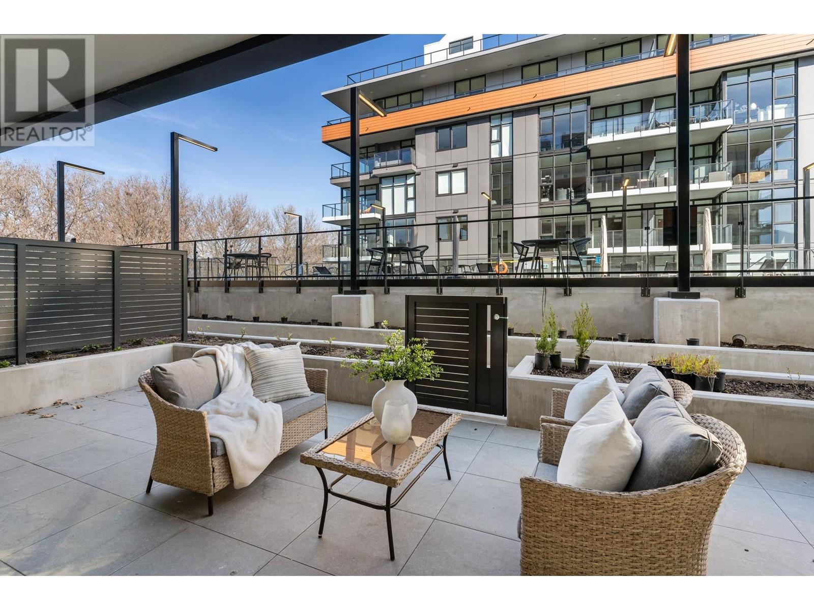 3409 Lakeshore Road Unit# 209, Kelowna, British Columbia