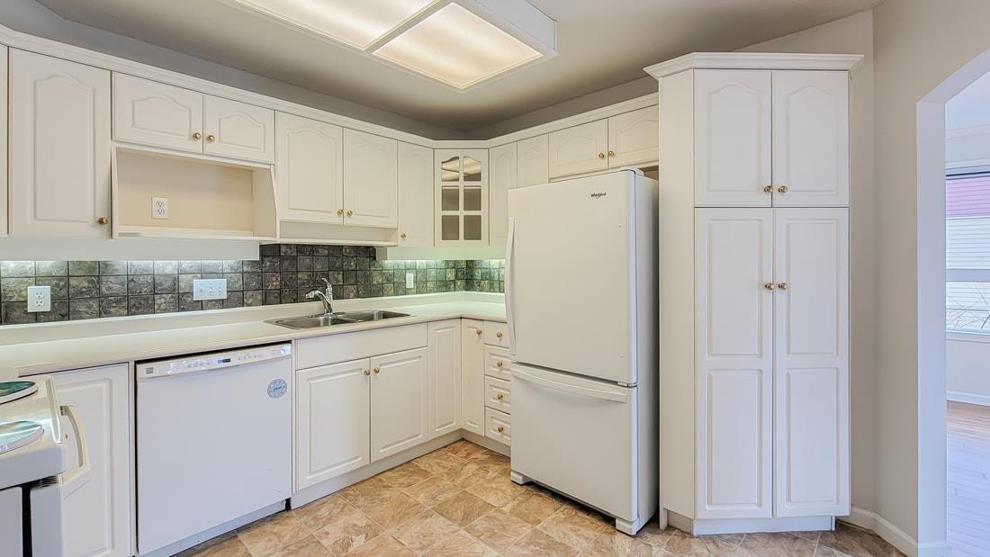 302 17727 58 Avenue, Surrey, British Columbia  V3S 1L5 - Photo 7 - R2989779