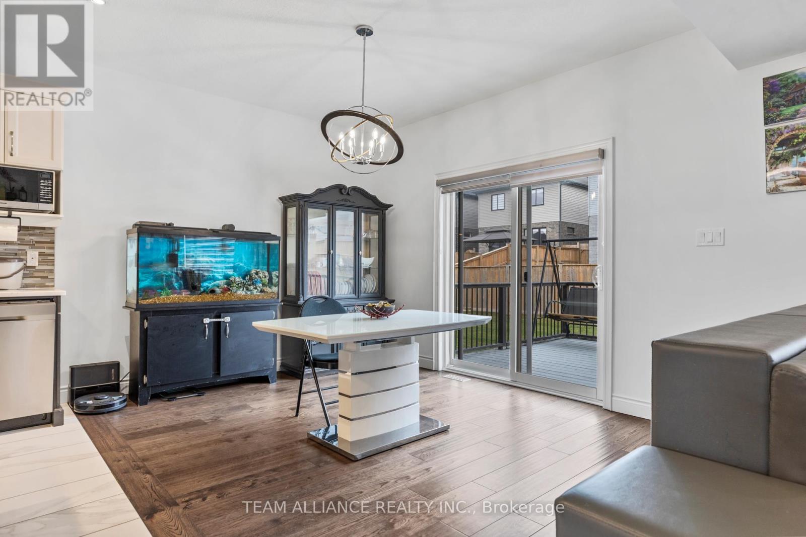 2791 Oriole Drive S, London, Ontario  N6M 0G9 - Photo 12 - X12083832