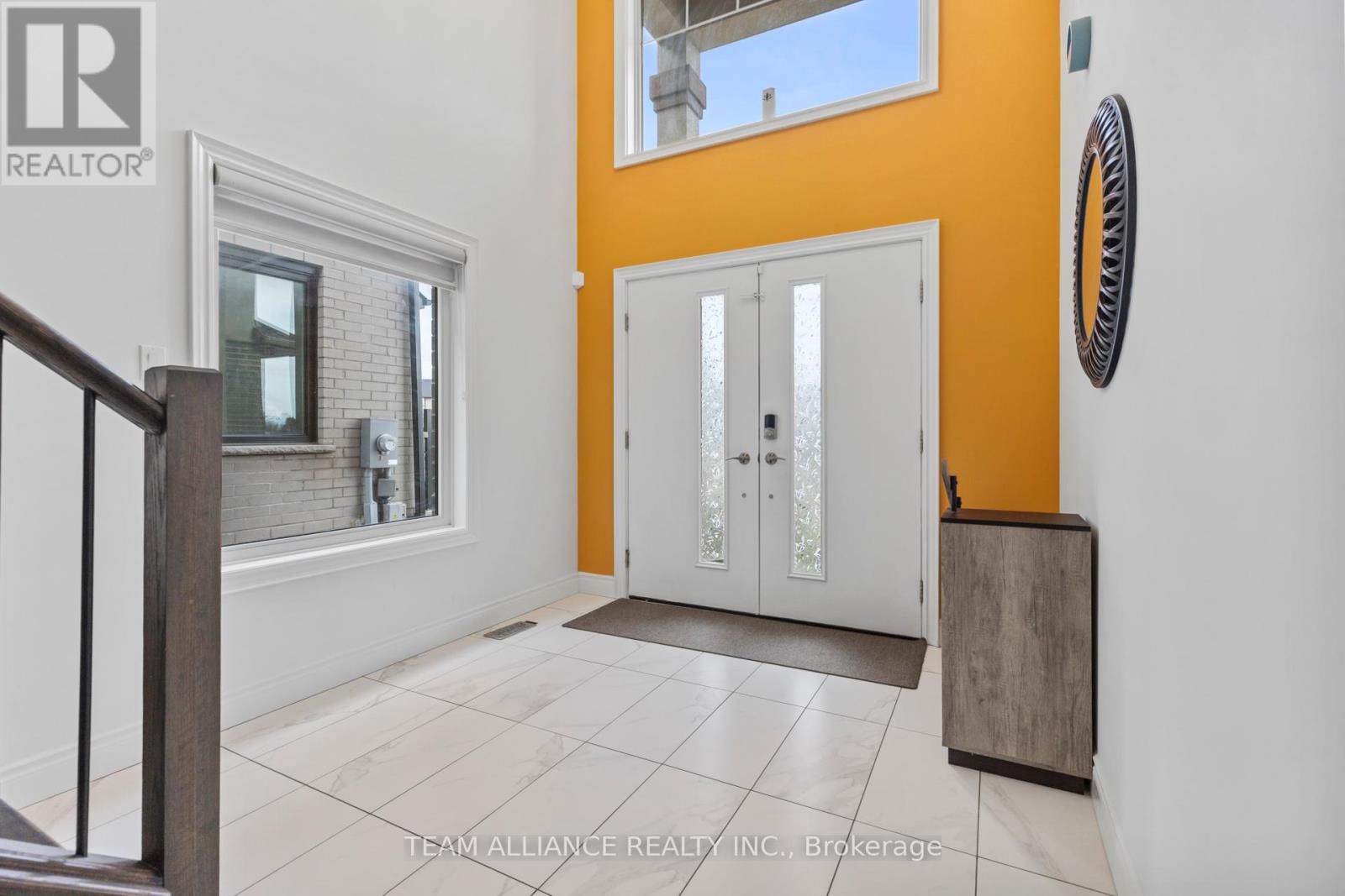 2791 Oriole Drive S, London, Ontario  N6M 0G9 - Photo 3 - X12083832