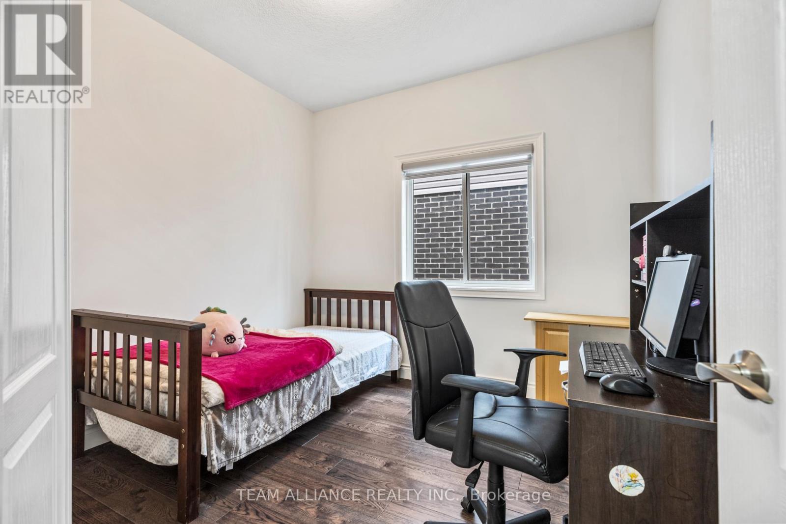 2791 Oriole Drive S, London, Ontario  N6M 0G9 - Photo 6 - X12083832