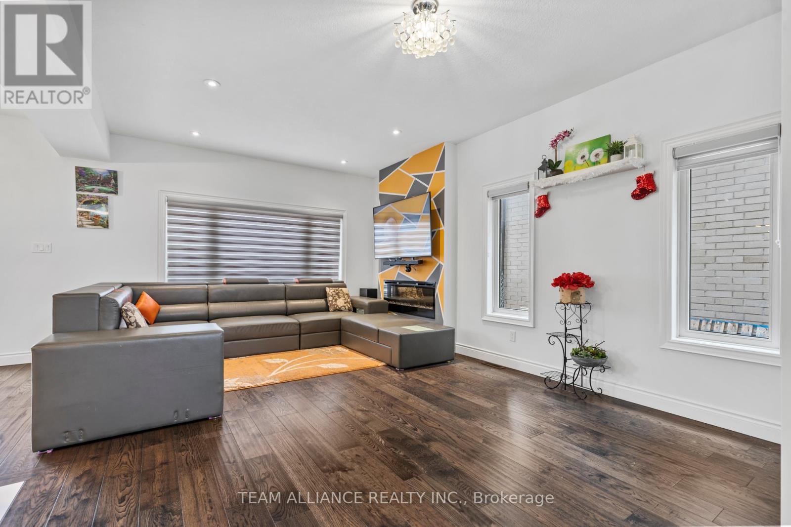 2791 Oriole Drive S, London, Ontario  N6M 0G9 - Photo 9 - X12083832