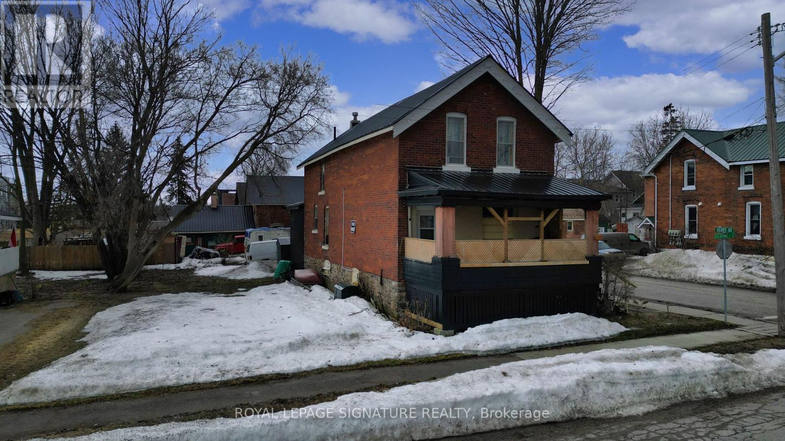 Property at 113 COLBORNE STREET E image 2