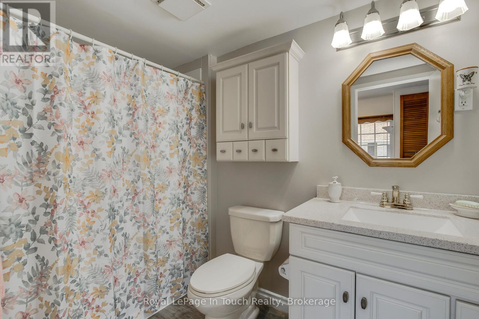 25 Yarwood Road, Tiny, Ontario  L0L 2J0 - Photo 29 - S12084008