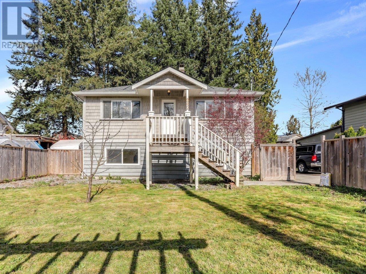Property at 842 WESTWOOD STREET image 1