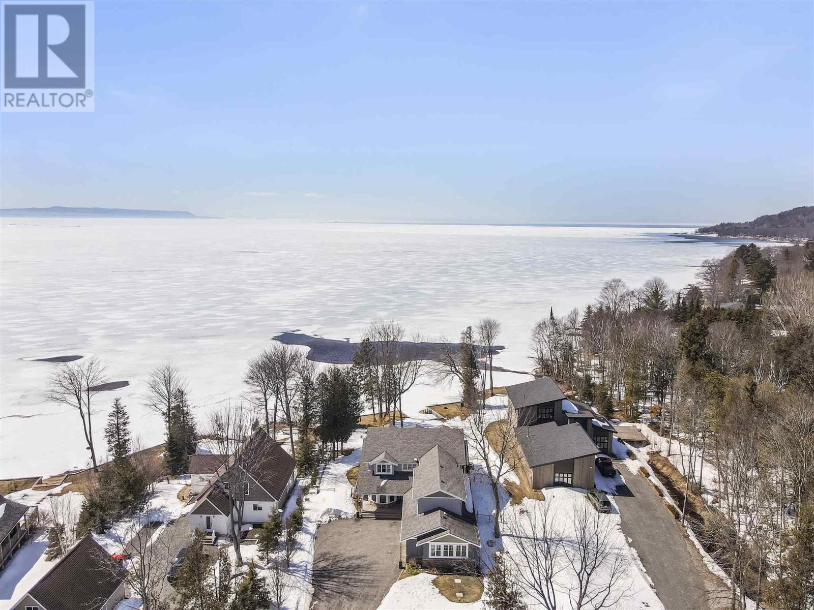 1041 Sunnyside Beach, Sault Ste. Marie, Ontario  P6A 6K4 - Photo 43 - SM250630