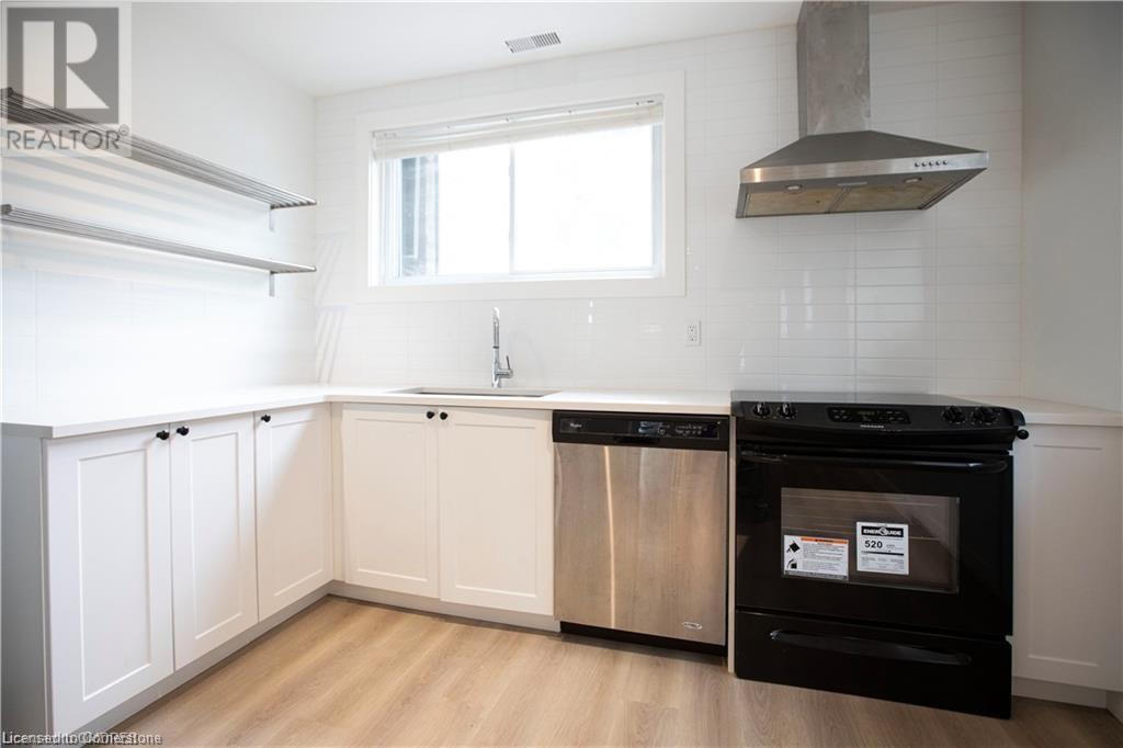 49 S Fairleigh Avenue S Unit# 1, Hamilton, Ontario  L8M 2K1 - Photo 5 - 40717120