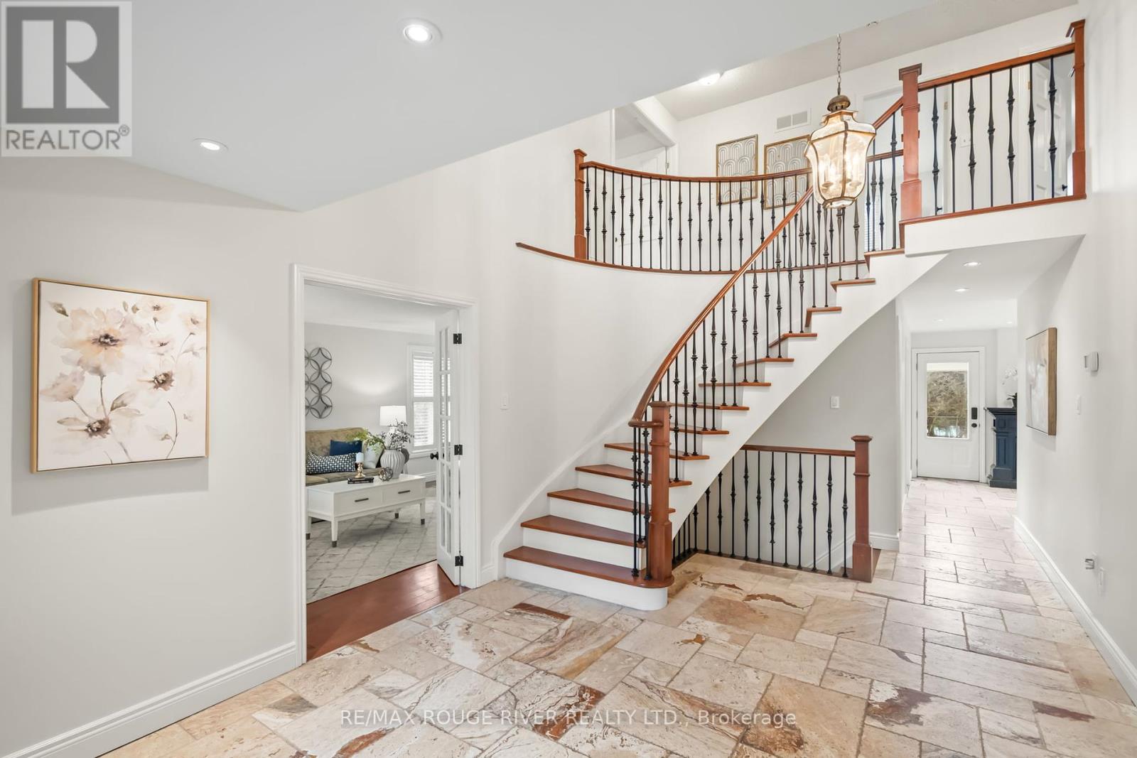 Property at 25 RUTLEDGE STREET image 3