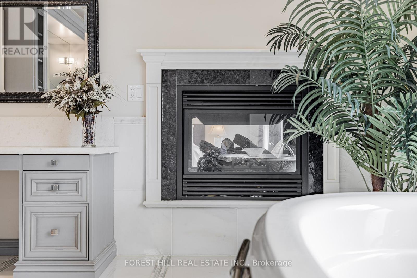 60 Hawksbury Drive, Toronto, Ontario  M2K 1M5 - Photo 24 - C12083911
