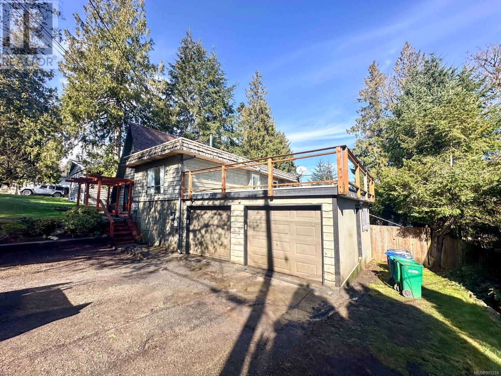 Property at 28 Lebarz Rd image 3