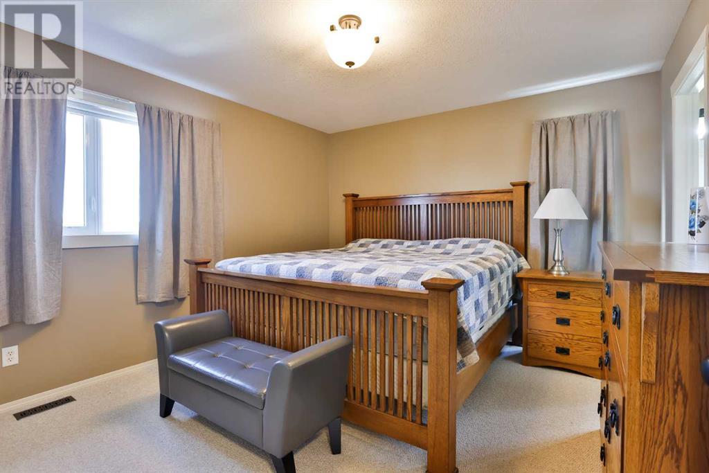 228 Tartan Circle W, Lethbridge, Alberta  T1J 5B1 - Photo 17 - A2211595