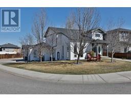 228 Tartan Circle W West Highlands, Lethbridge, Ca