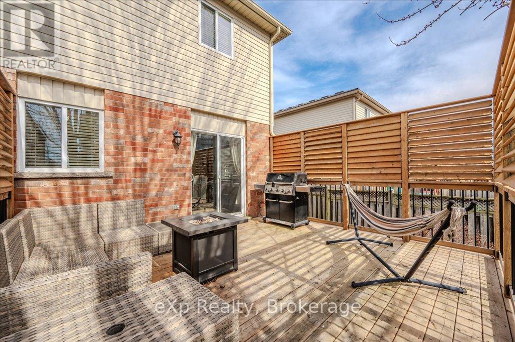 216 Severn Drive, Guelph, Ontario  N1E 0C7 - Photo 15 - X12061506
