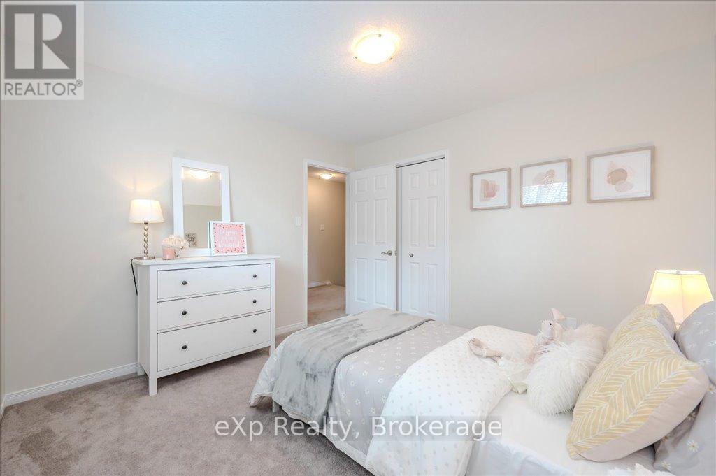 216 Severn Drive, Guelph, Ontario  N1E 0C7 - Photo 22 - X12061506