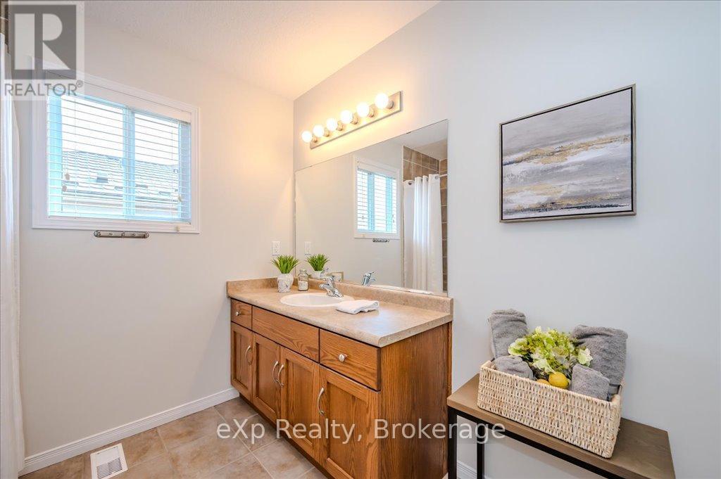 216 Severn Drive, Guelph, Ontario  N1E 0C7 - Photo 28 - X12061506