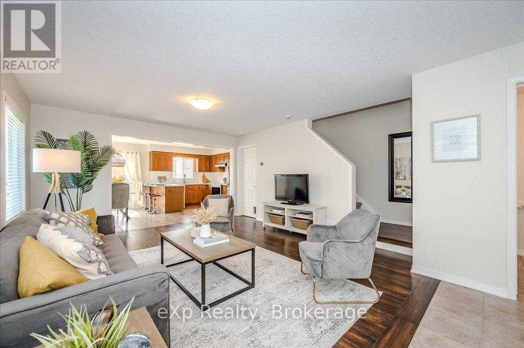 216 Severn Drive, Guelph, Ontario  N1E 0C7 - Photo 7 - X12061506