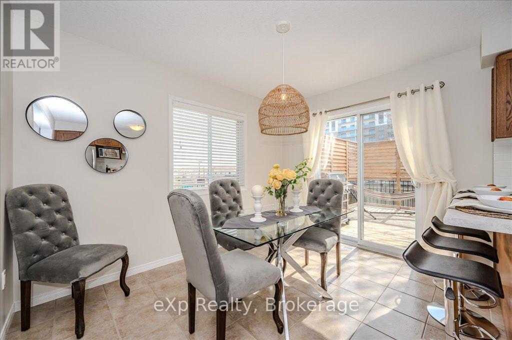 216 Severn Drive, Guelph, Ontario  N1E 0C7 - Photo 9 - X12061506