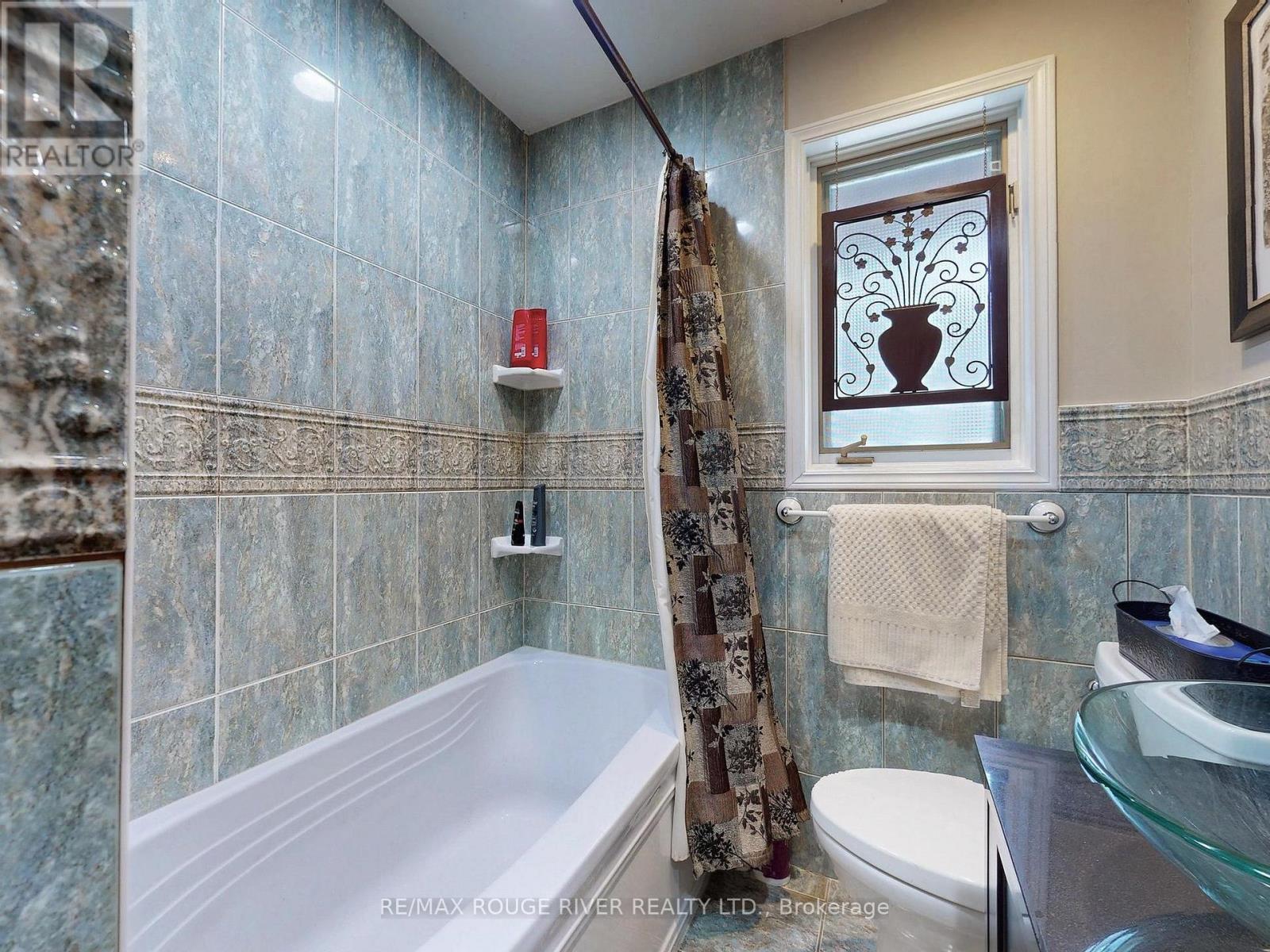 235 Island Road, Toronto, Ontario  M1C 2R1 - Photo 17 - E12015349
