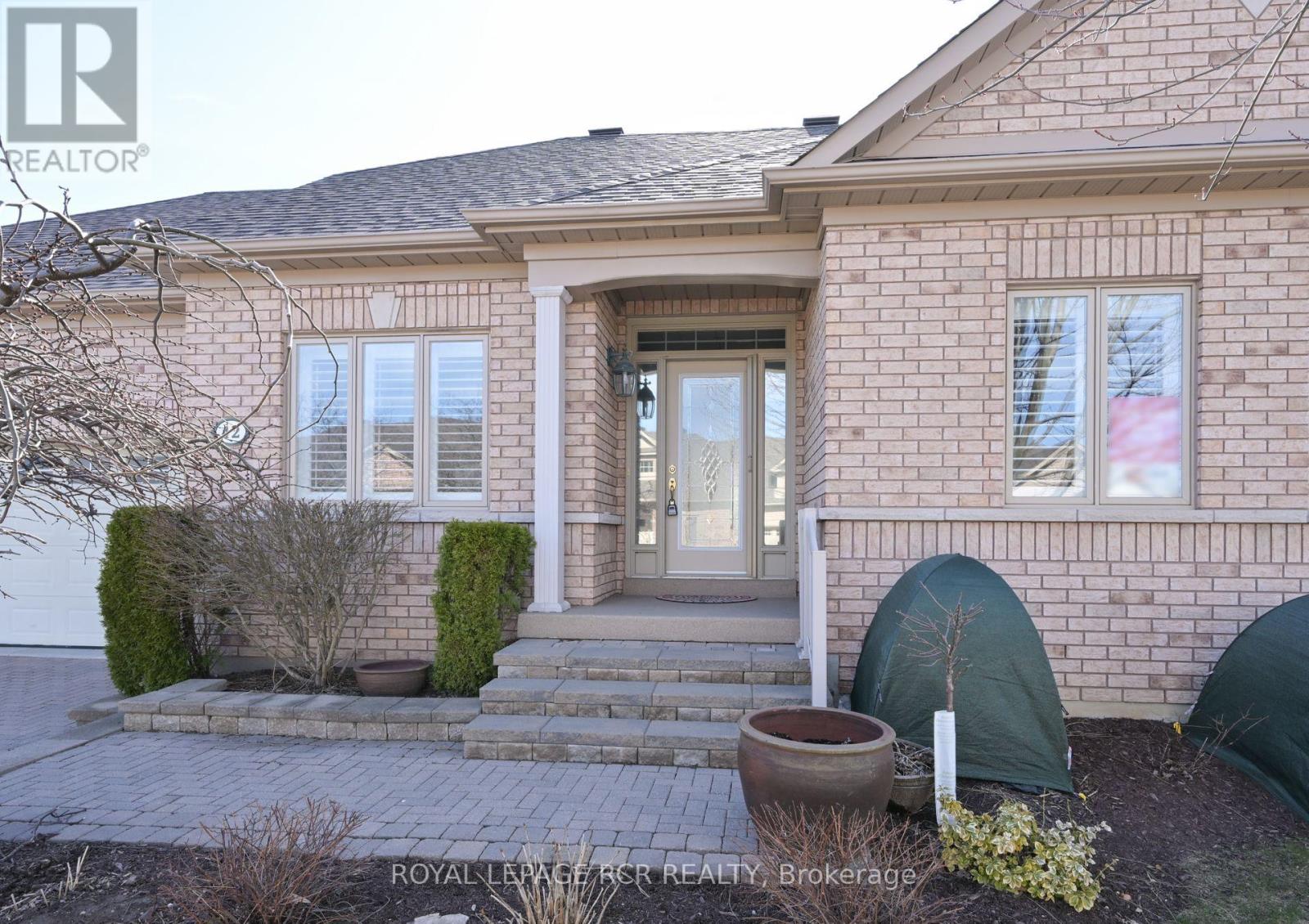 42 Napa Ridge, New Tecumseth, Ontario  L9R 2E4 - Photo 2 - N12028071