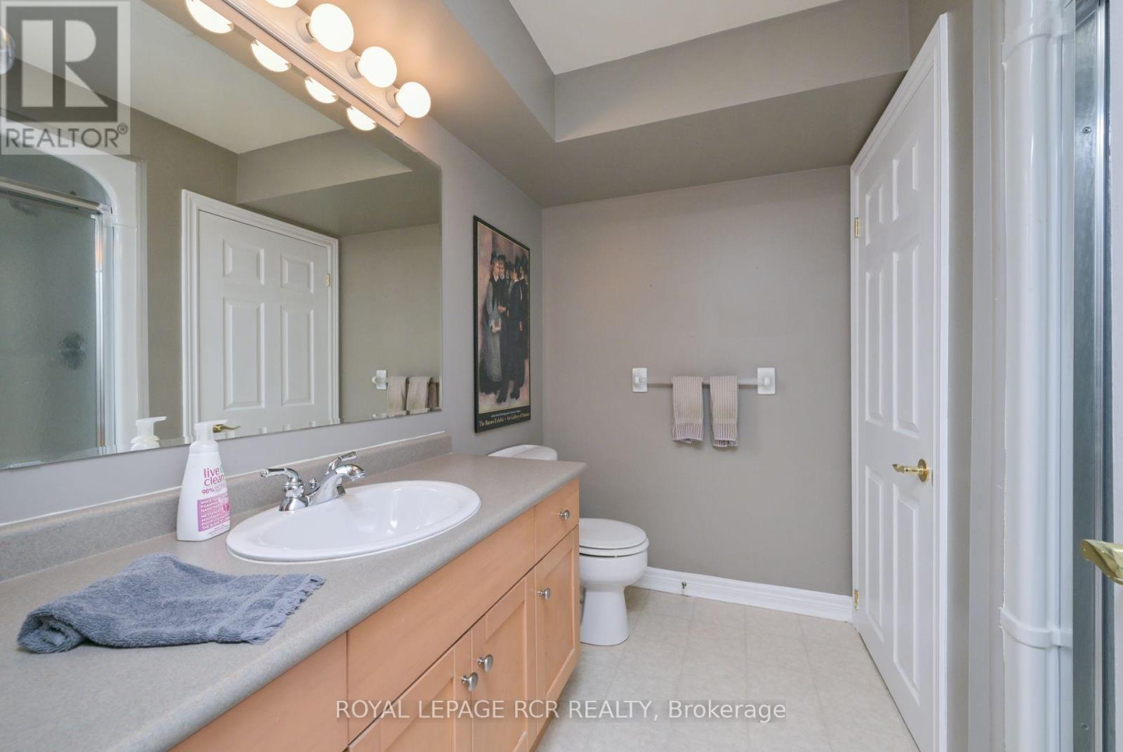 42 Napa Ridge, New Tecumseth, Ontario  L9R 2E4 - Photo 34 - N12028071