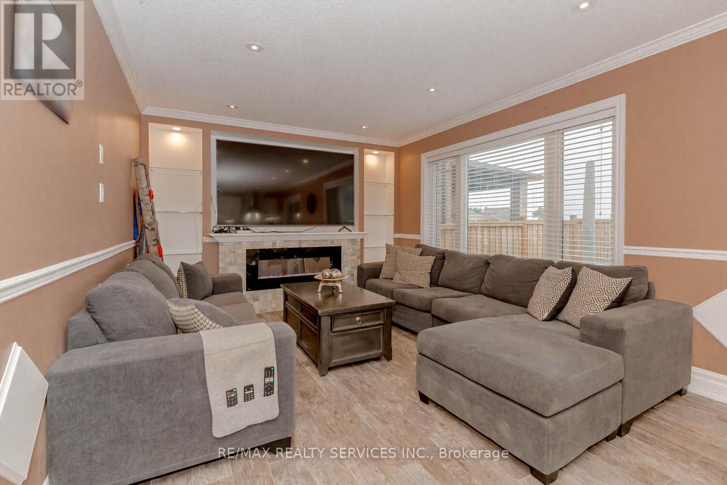 22 Mcintyre Lane, East Luther Grand Valley, Ontario  L9W 6W3 - Photo 14 - X12083879