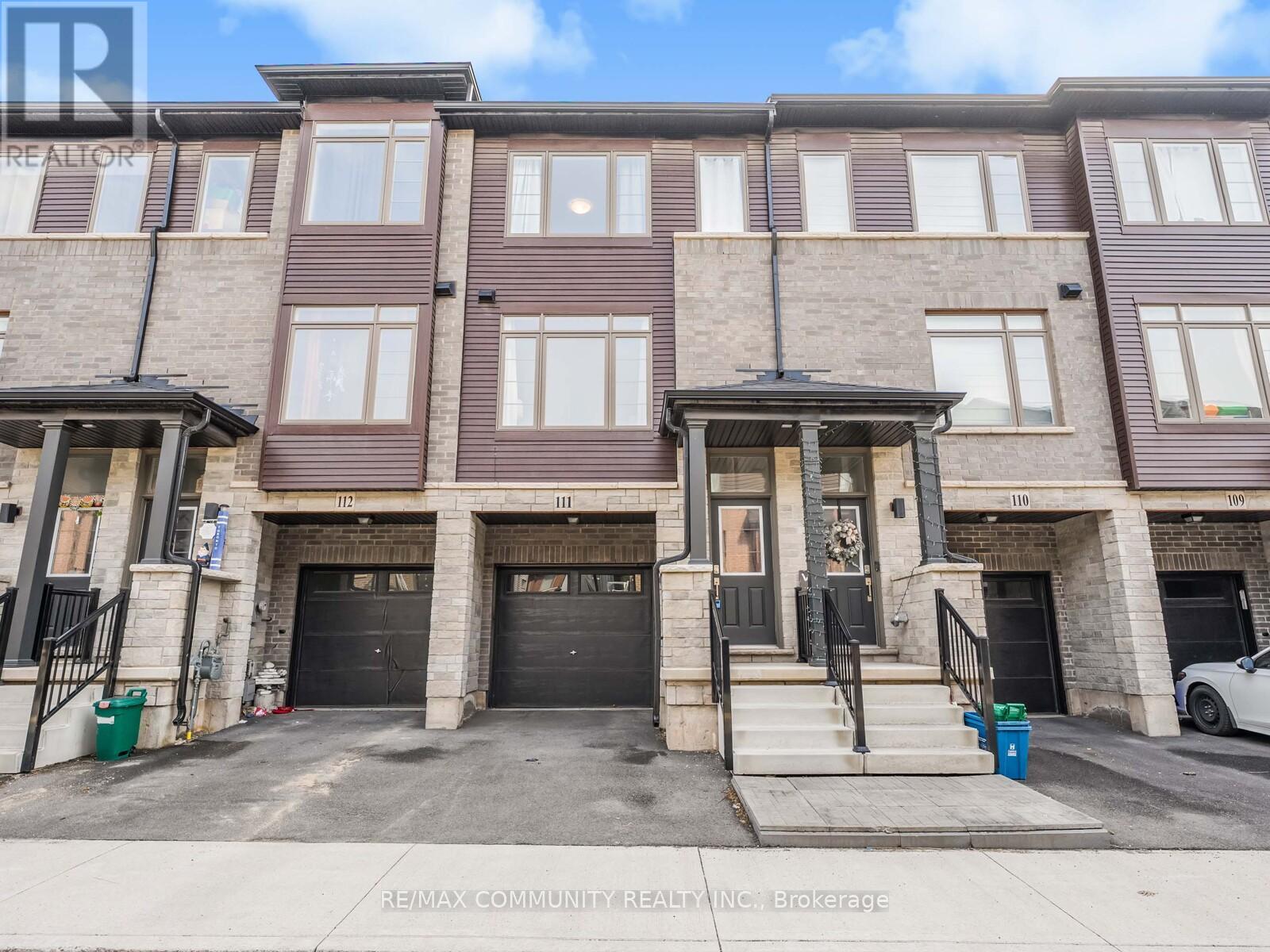 Property at 111 - 575 WOODWARD AVENUE image 2