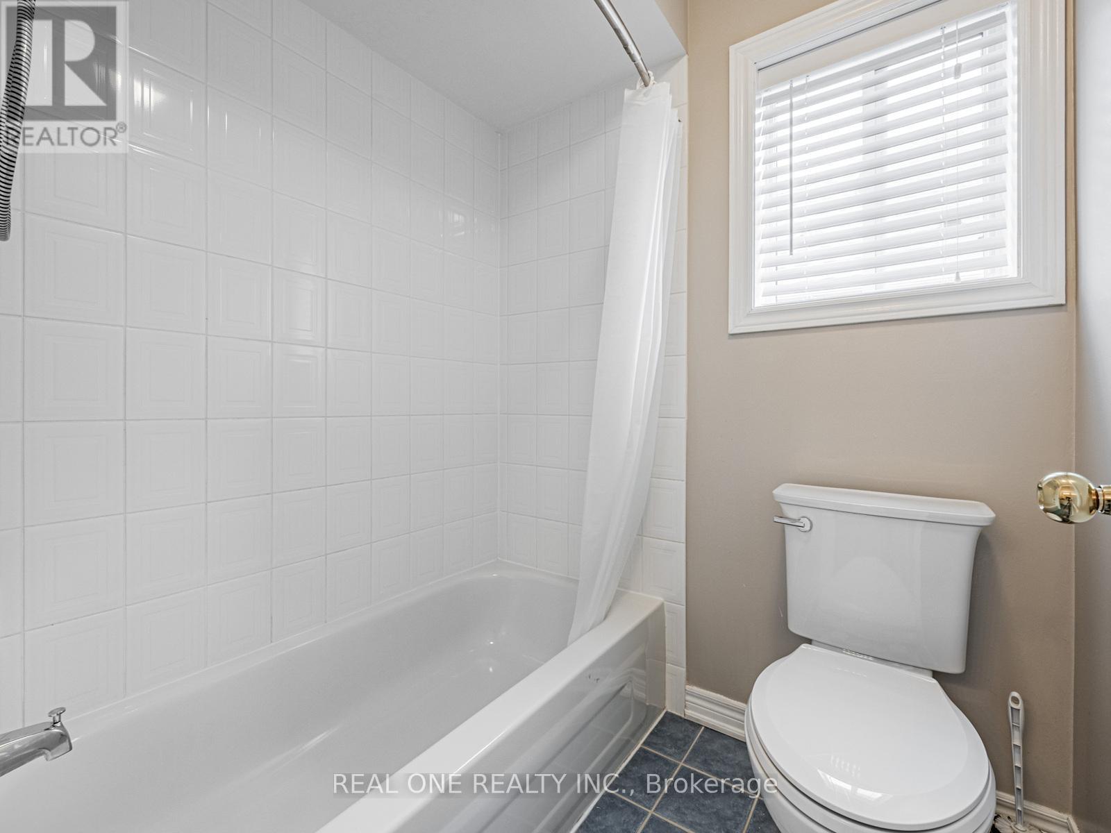 51 Hanson Crescent, Whitby, Ontario  L1M 2K9 - Photo 31 - E12083997