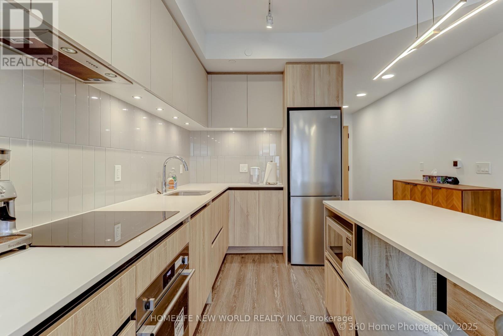 902 - 7950 Bathurst Street, Vaughan, Ontario  L4J 0L4 - Photo 11 - N12083962