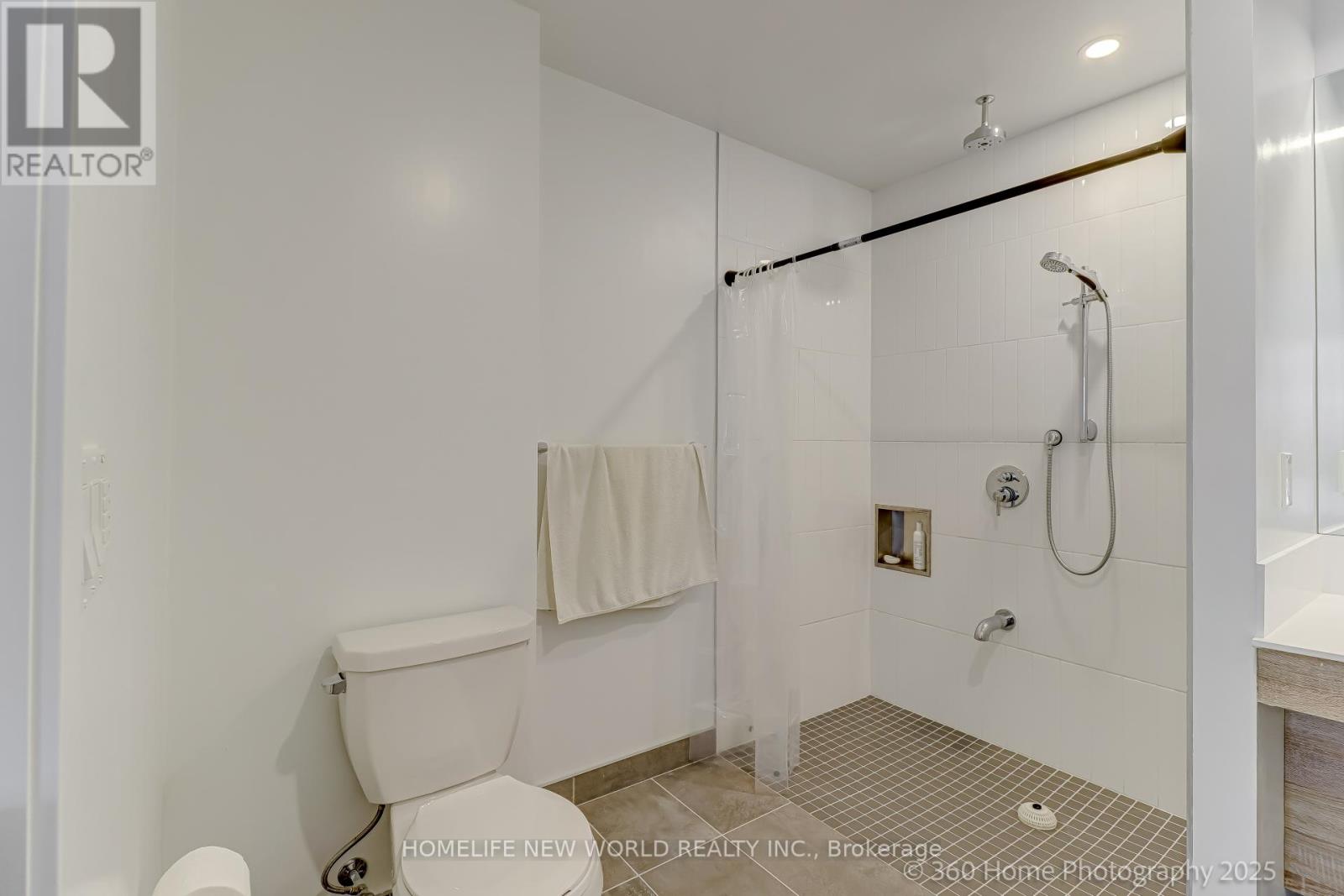 902 - 7950 Bathurst Street, Vaughan, Ontario  L4J 0L4 - Photo 18 - N12083962