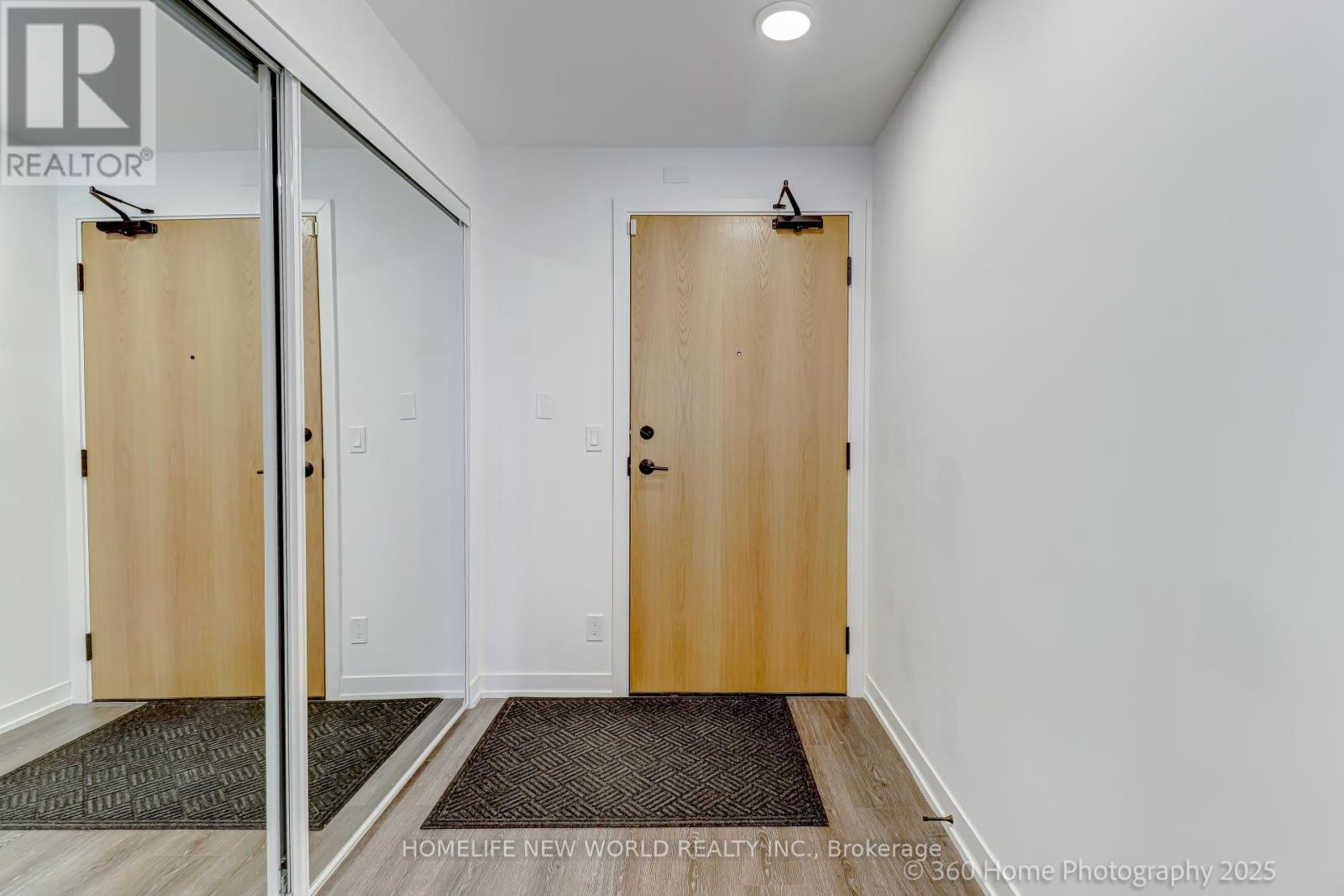 902 - 7950 Bathurst Street, Vaughan, Ontario  L4J 0L4 - Photo 4 - N12083962