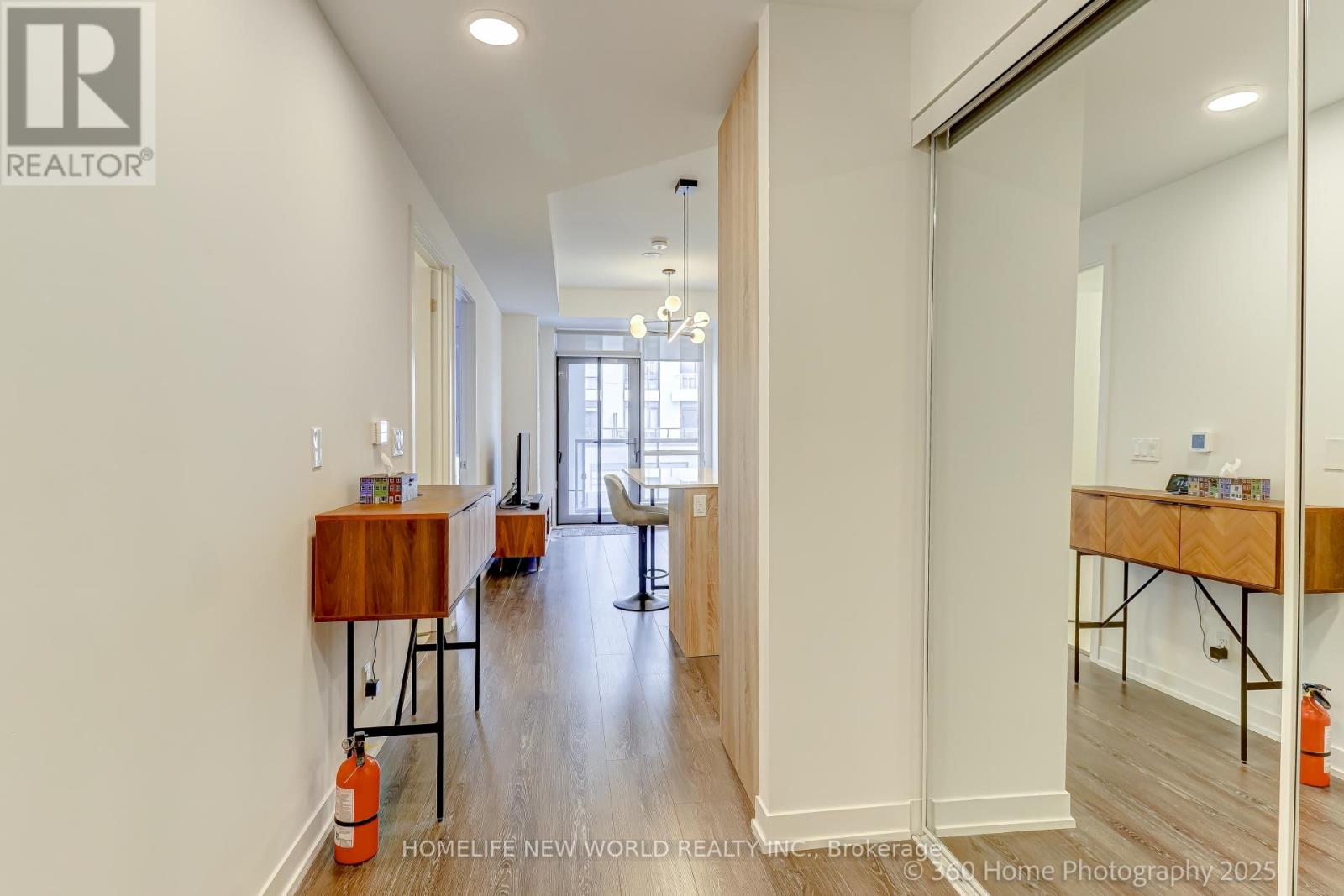 902 - 7950 Bathurst Street, Vaughan, Ontario  L4J 0L4 - Photo 5 - N12083962
