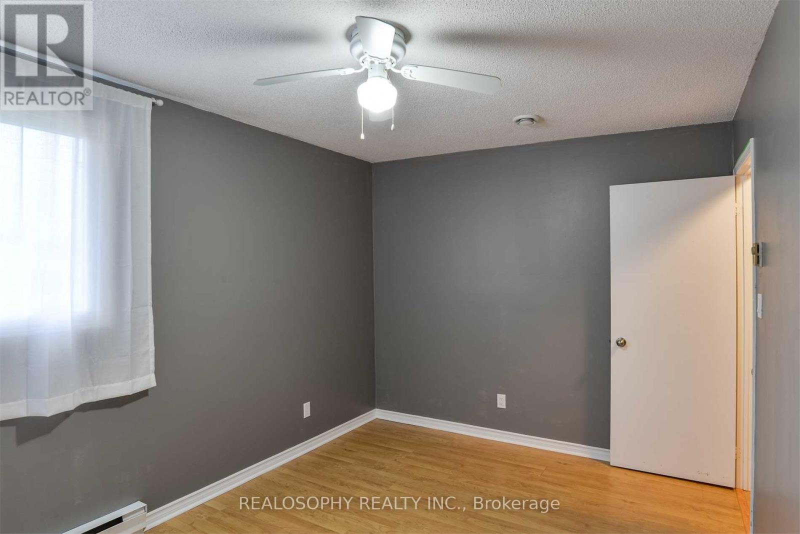 2 Christine Place, Orillia, Ontario  L3V 7P1 - Photo 6 - S12083993