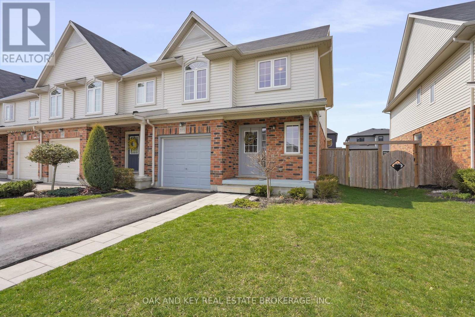 Photo 2 of 50 for 893 Silverfox Crescent