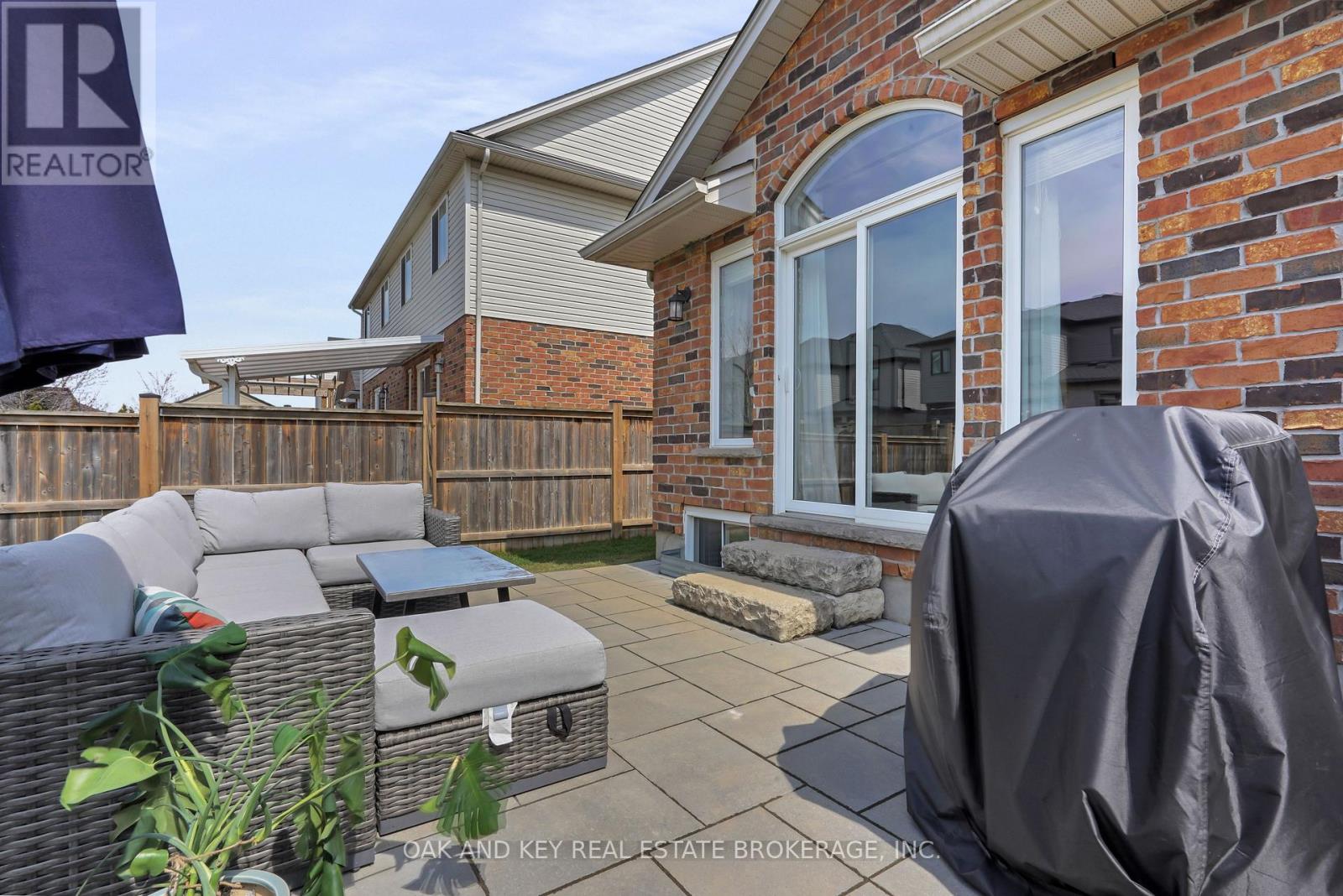 Photo 39 of 50 for 893 Silverfox Crescent