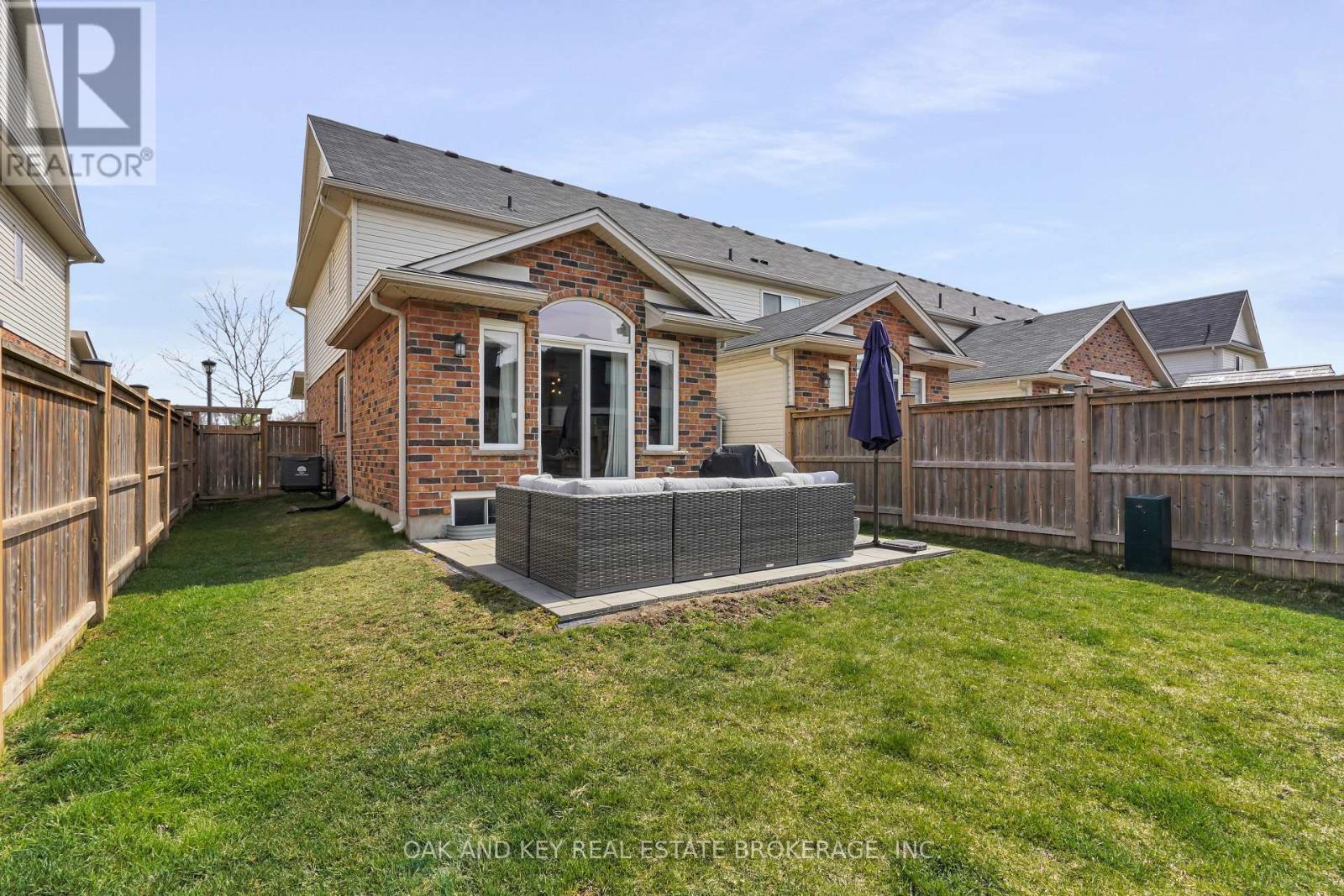 Photo 43 of 50 for 893 Silverfox Crescent