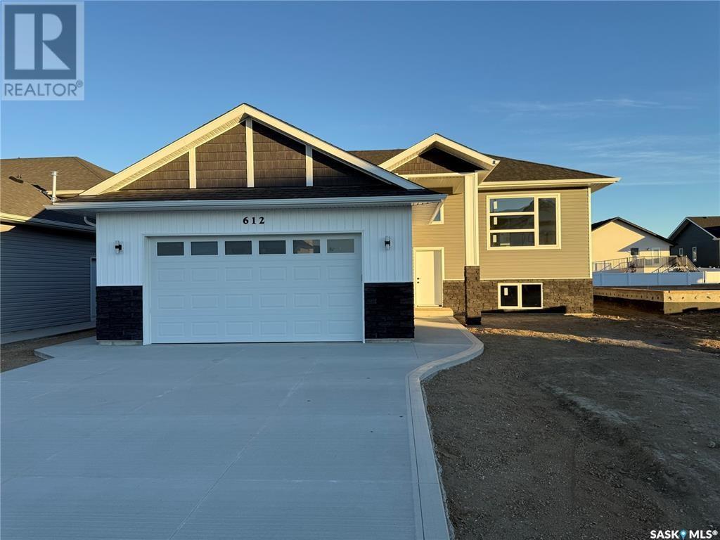 604 Weir CRESCENT, Warman, Saskatchewan